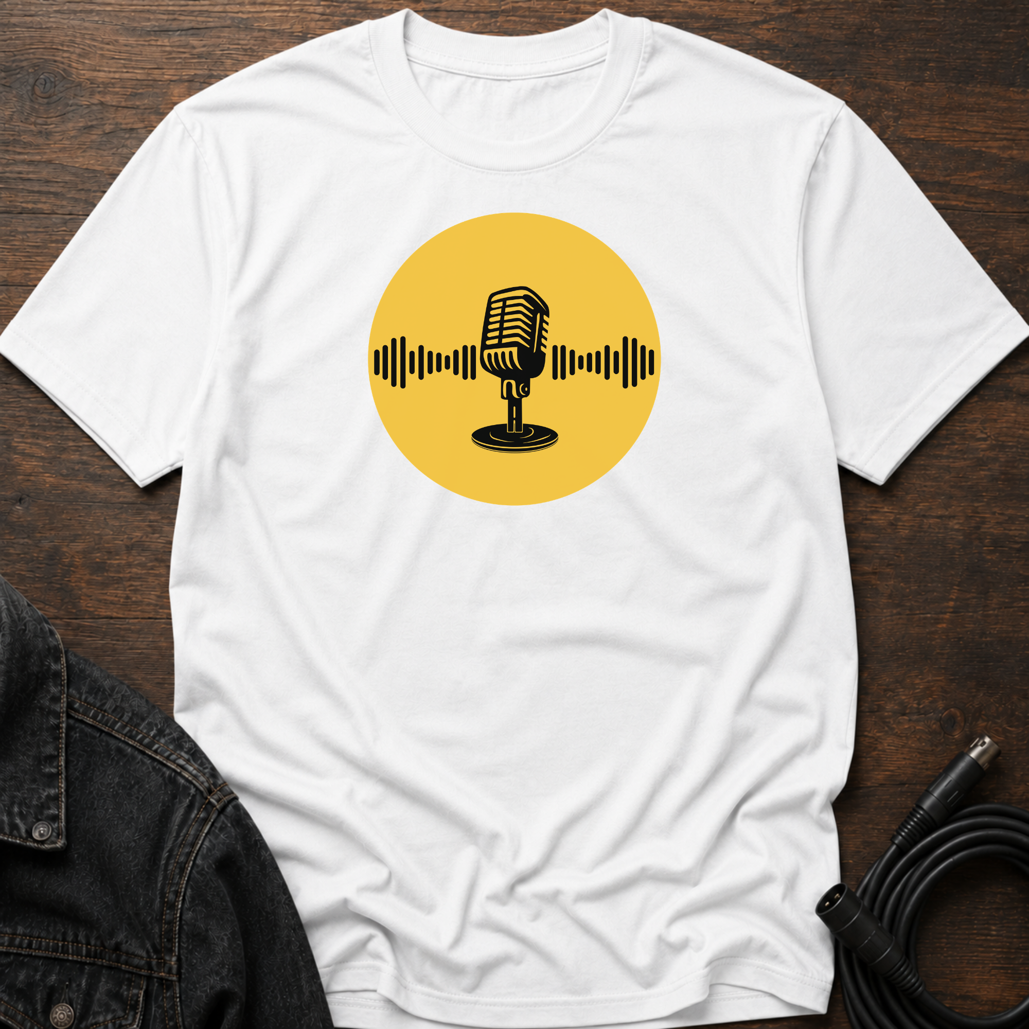 Retro Mic and Soundwaves in circle T-Shirt
